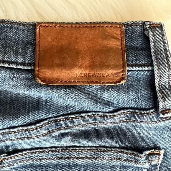 J. Crew 9” Toothpick Jean In Rip & Repair Wash Skinny Ankle Size 24 - Picture 11 of 13